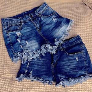 💙 BUNDLE of 2 Raw Hemmed Cut Off Jean Shorts 💙